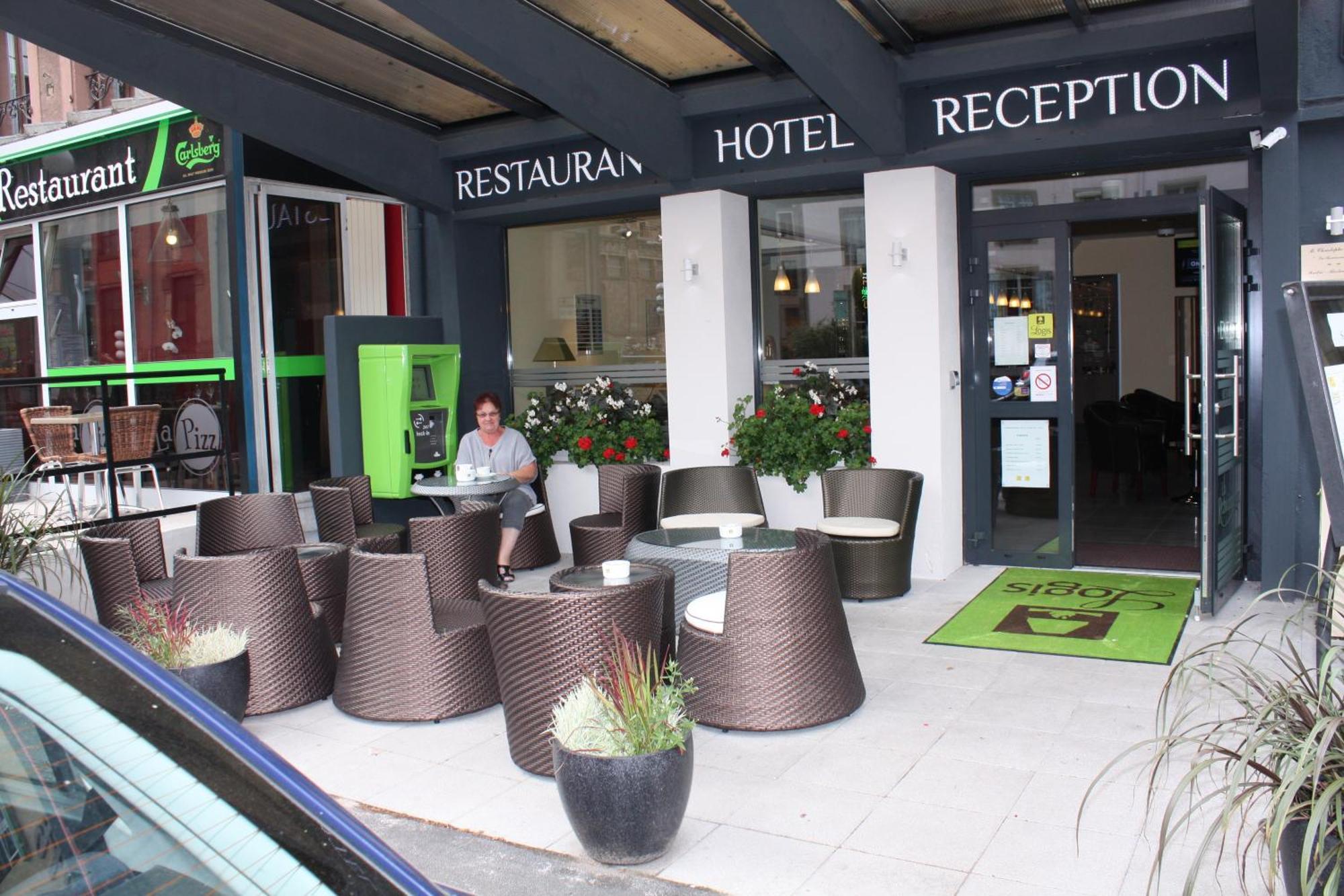 Logis Hotel- Restaurant La Renaissance Baccarat Exteriör bild
